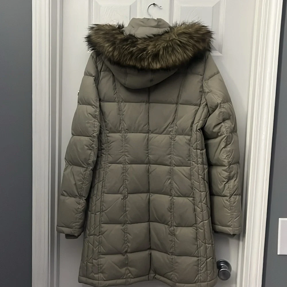 Michael Kors Grey Puffer Coat with Faux Fur Hood - Picture 2 of 6